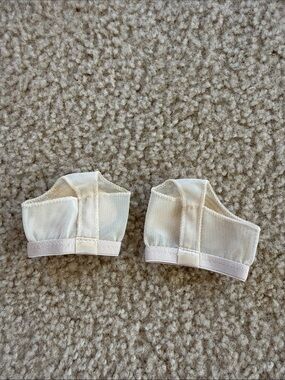 Capezio foot undeez